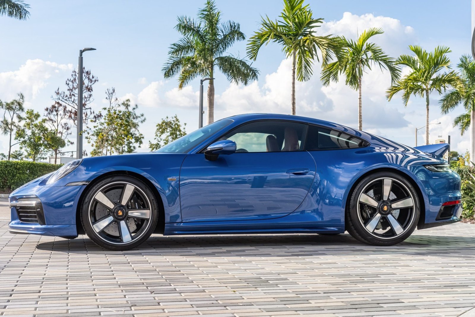 608-Mile, Cobalt Blue Metallic 2023 Porsche 911 Sport Classic photo 3