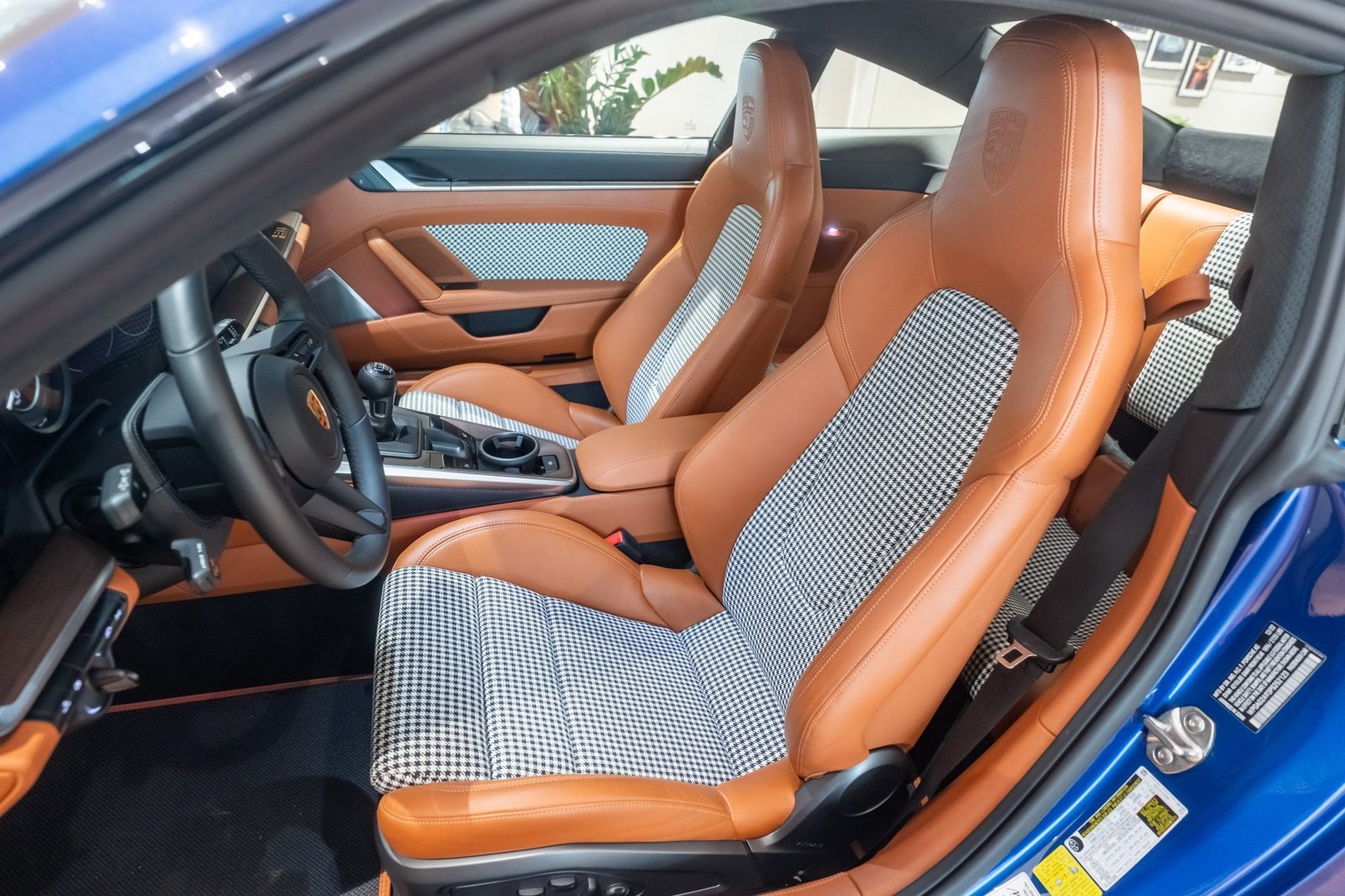 608-Mile, Cobalt Blue Metallic 2023 Porsche 911 Sport Classic photo 4