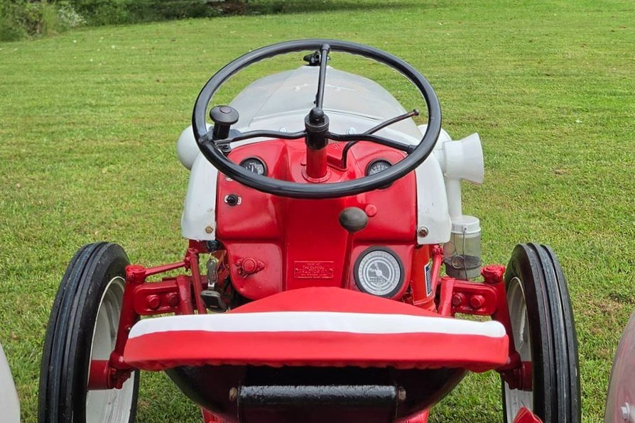 1950 Ford 8N Tractor photo 5