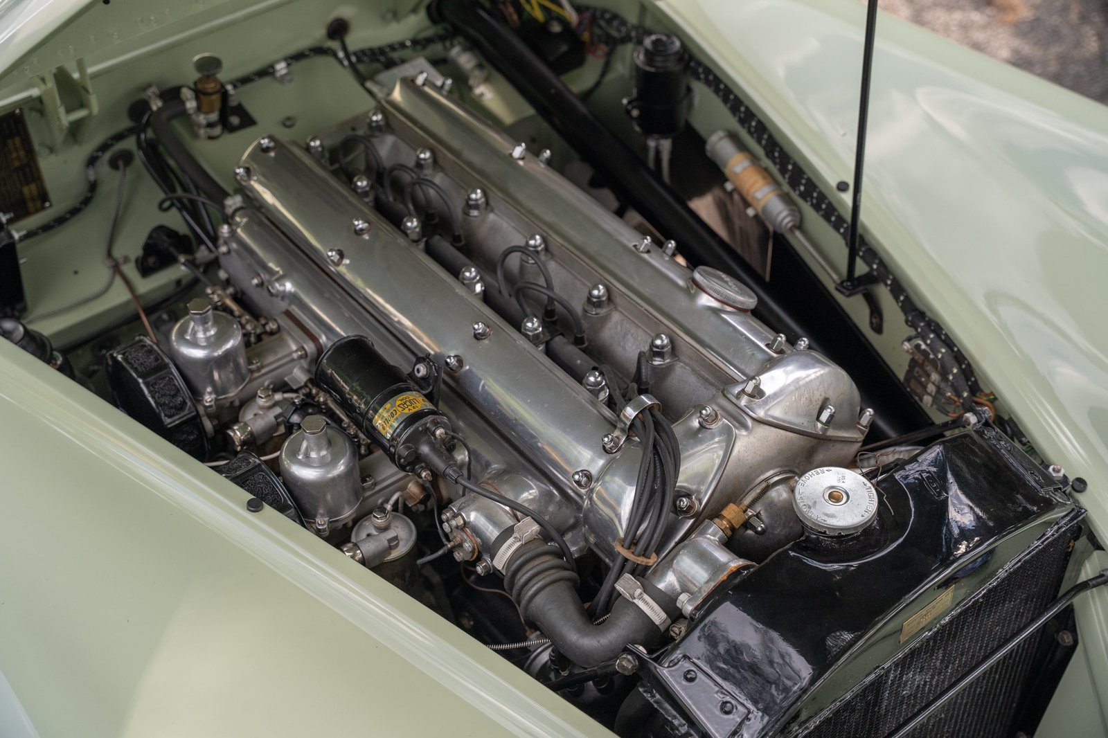 1953 Jaguar XK120 SE Roadster photo 6