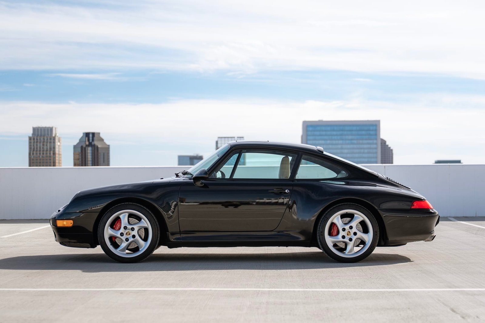 35k-Mile 1996 Porsche 911 Carrera 4S Coupe 6-Speed photo 3