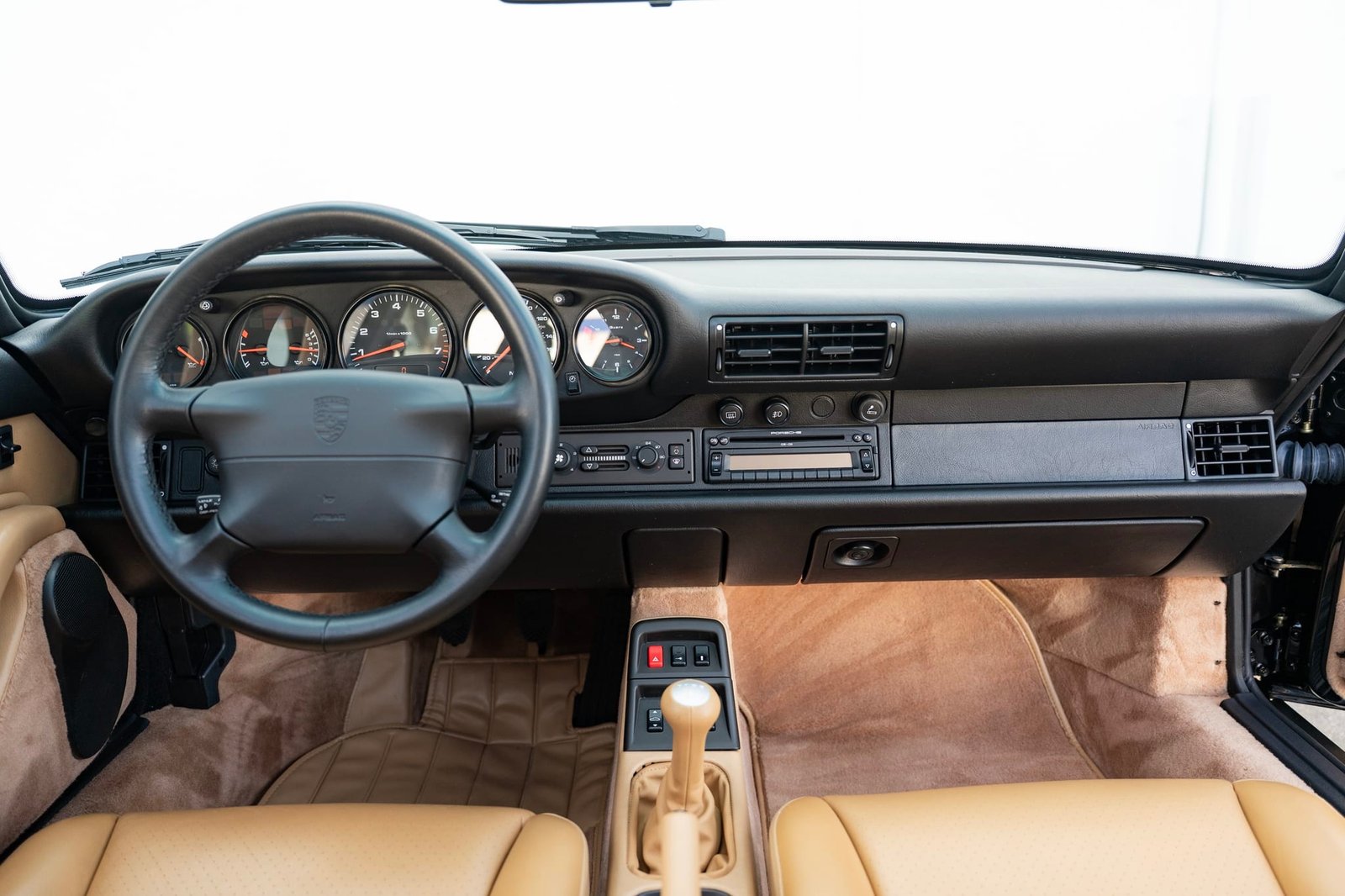 35k-Mile 1996 Porsche 911 Carrera 4S Coupe 6-Speed photo 5