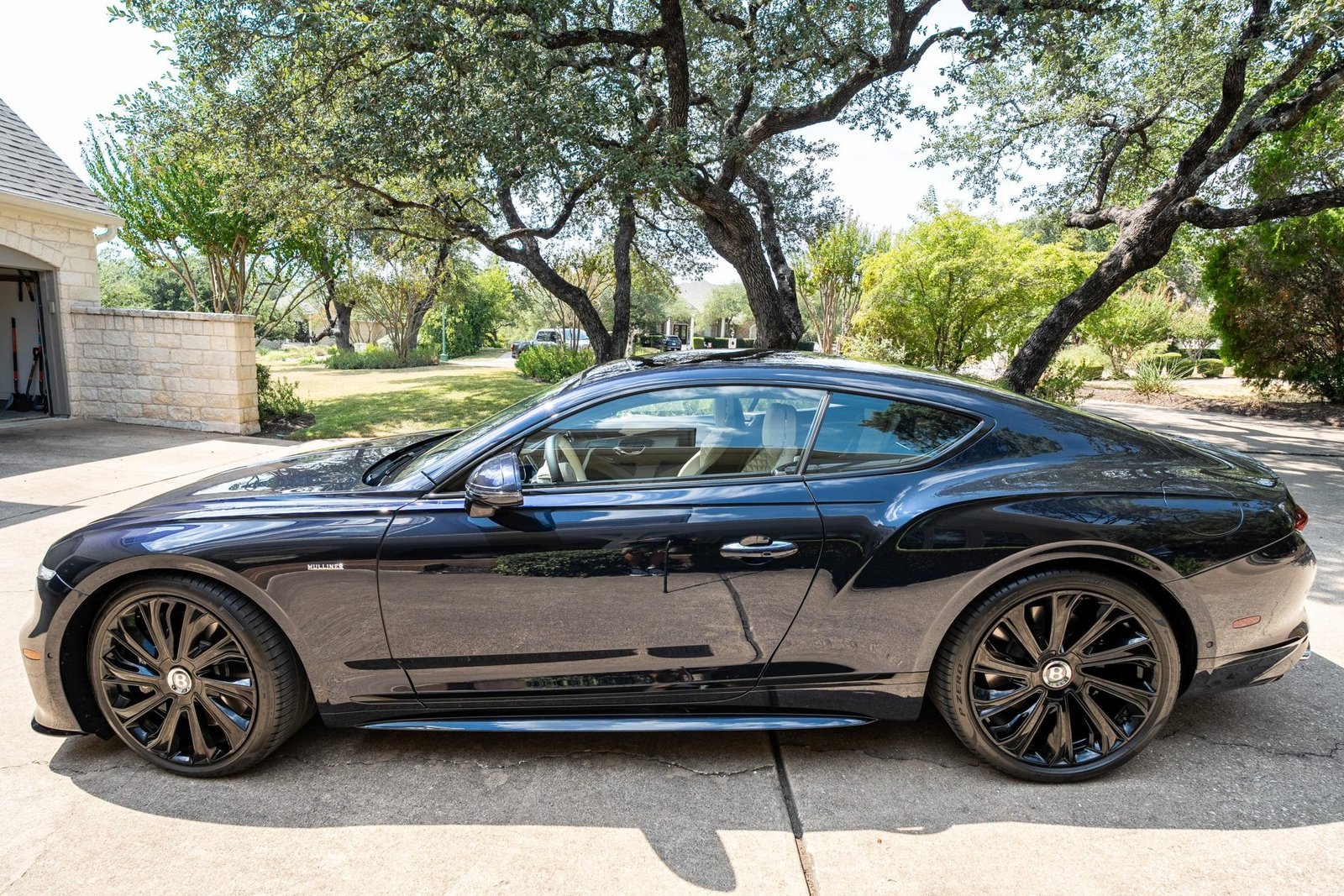 2025 Bentley Continental GT Mulliner Coupe photo 3