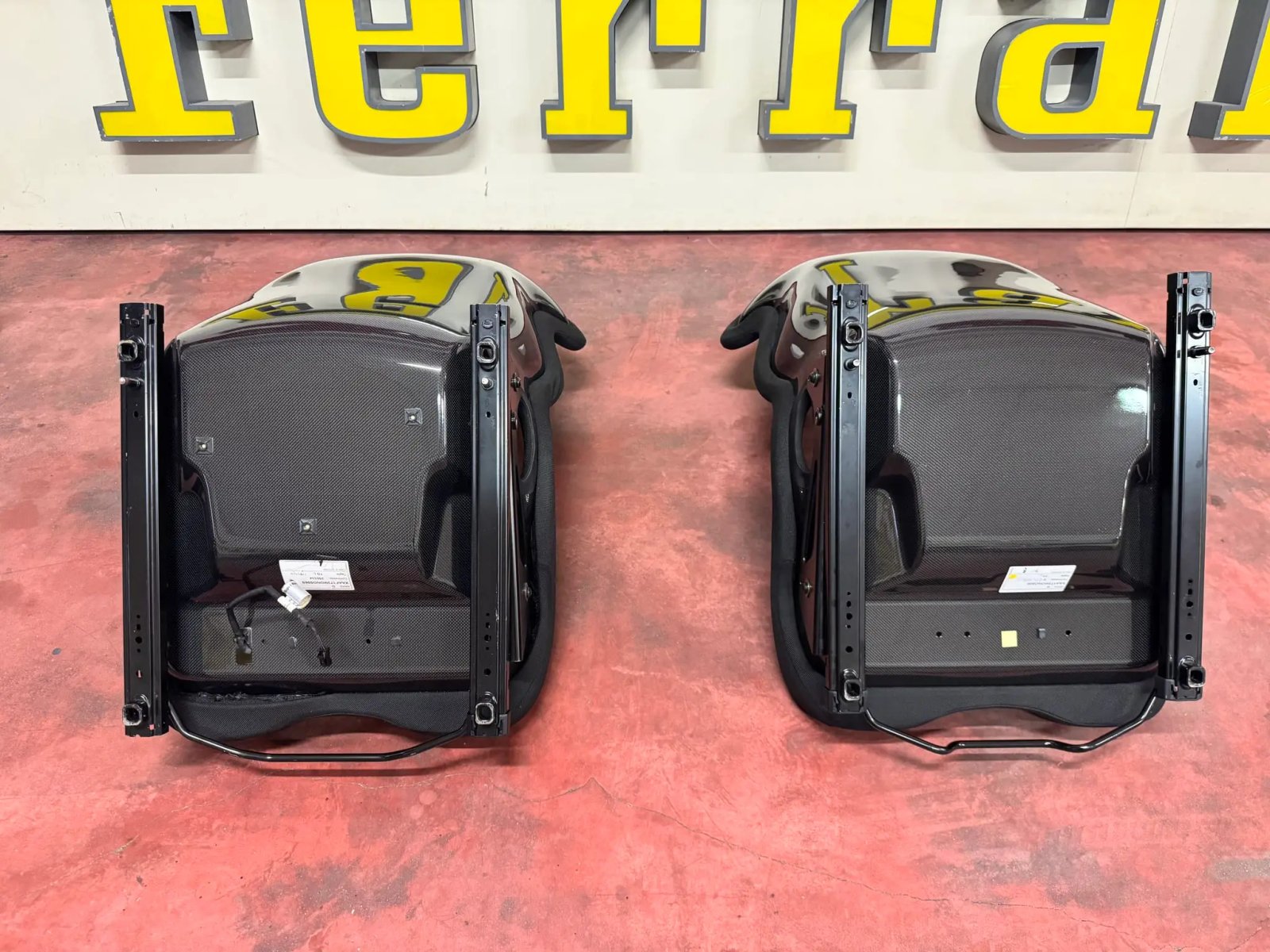 Ferrari Carbon-Fiber Seats photo 4