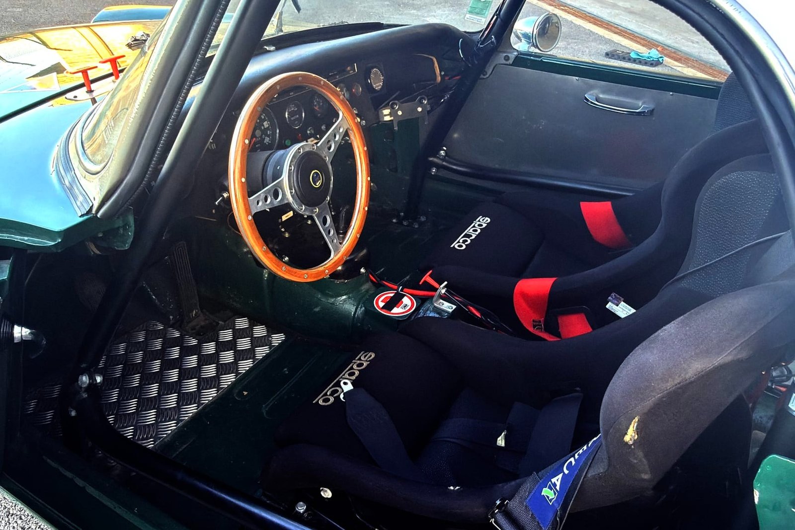 1961 Sunbeam Alpine Series II Race Car photo 4