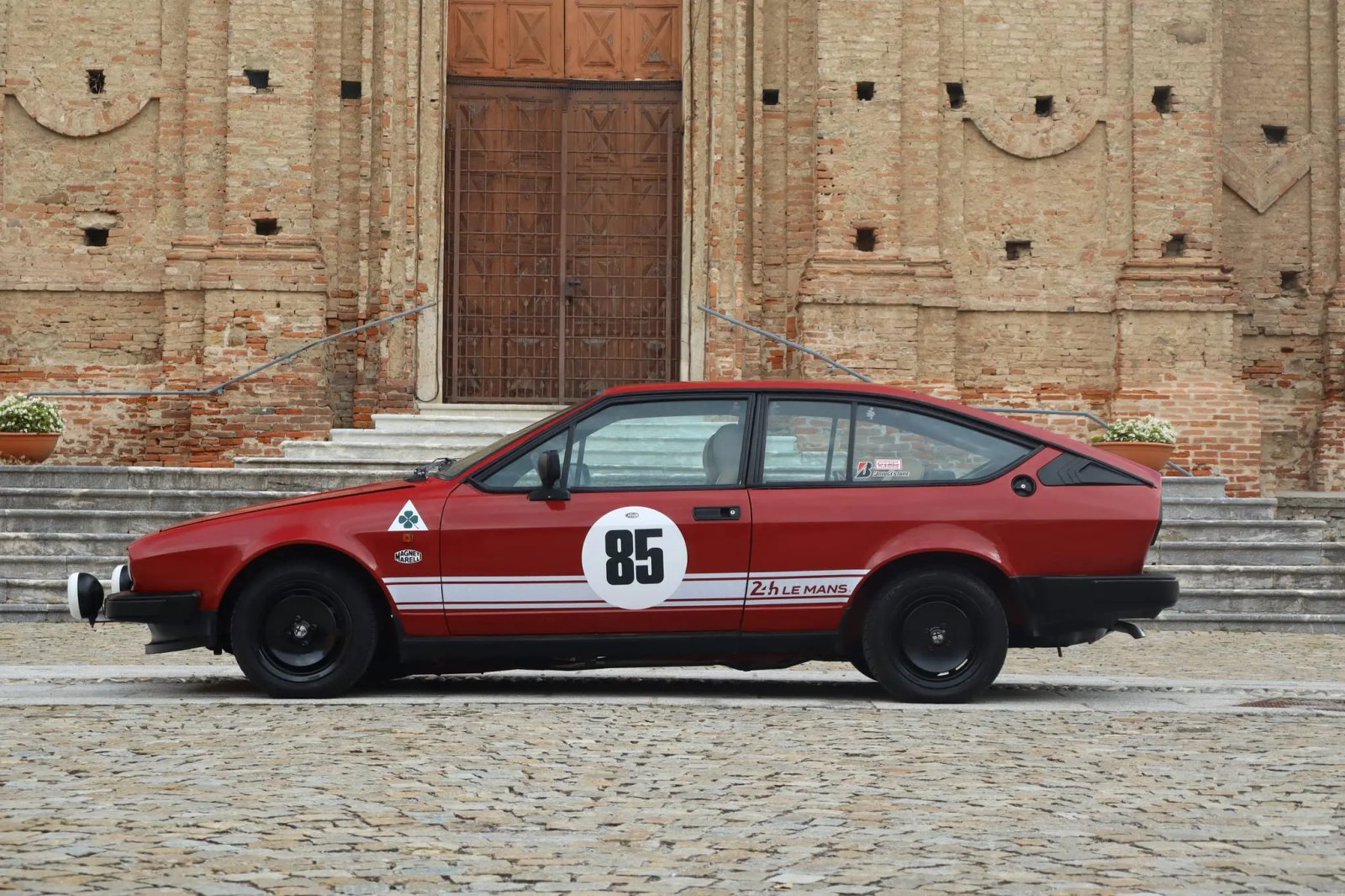 Twin Spark–Powered 1985 Alfa Romeo GTV 2.0 photo 4