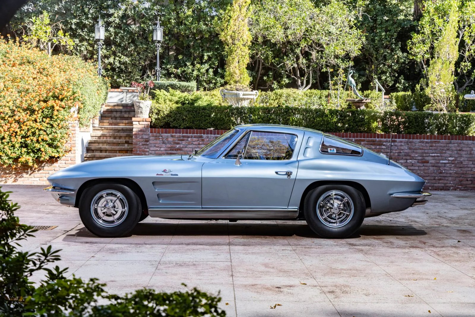 1963 Chevrolet Corvette Split-Window Coupe L84 327/360 Fuelie 4-Speed photo 4