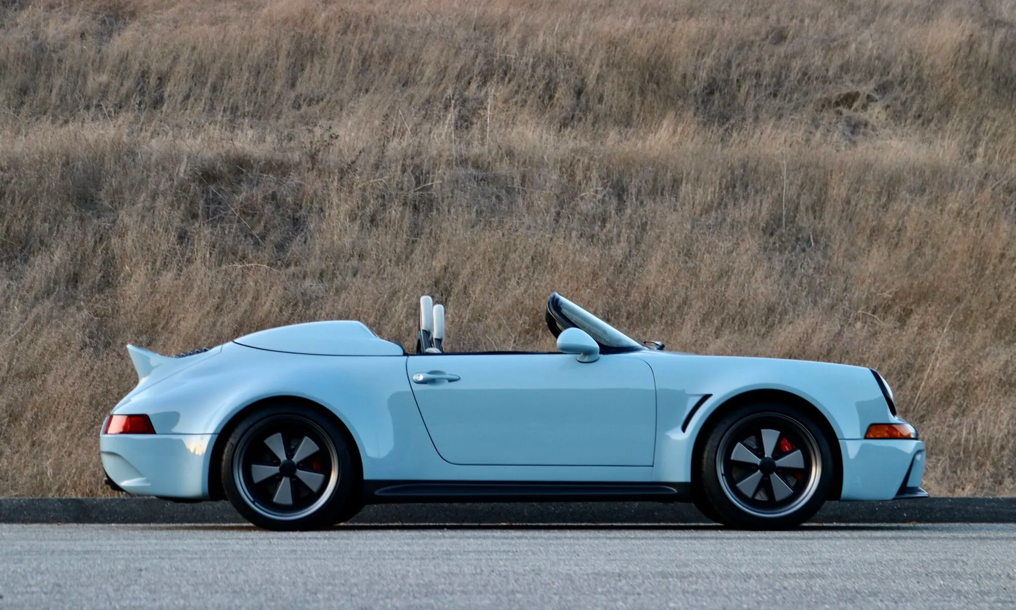 1994 Porsche 911 Speedster 6-Speed by Evomax Speedster by Evomax photo 2