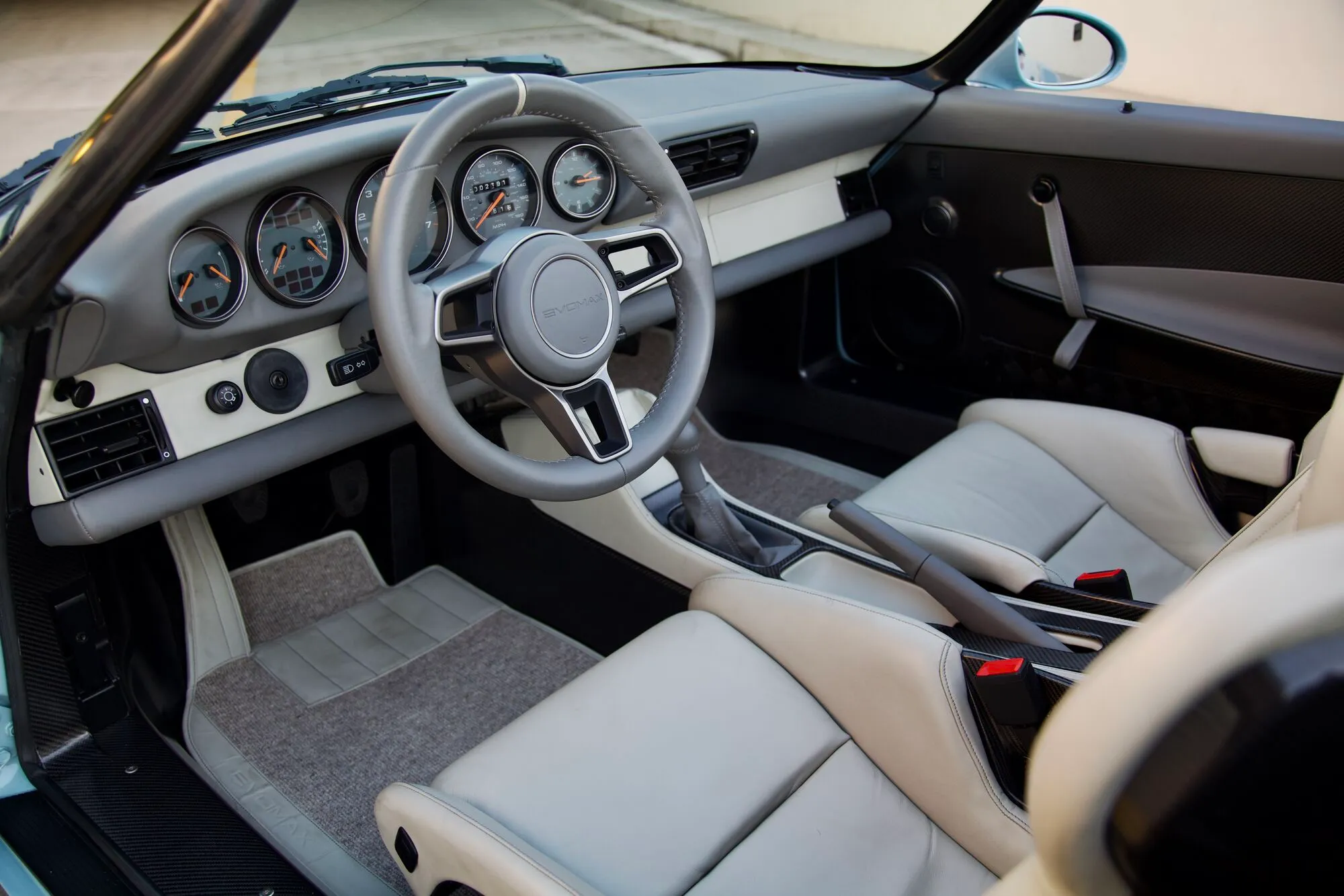 1994 Porsche 911 Speedster 6-Speed by Evomax Speedster by Evomax photo 3