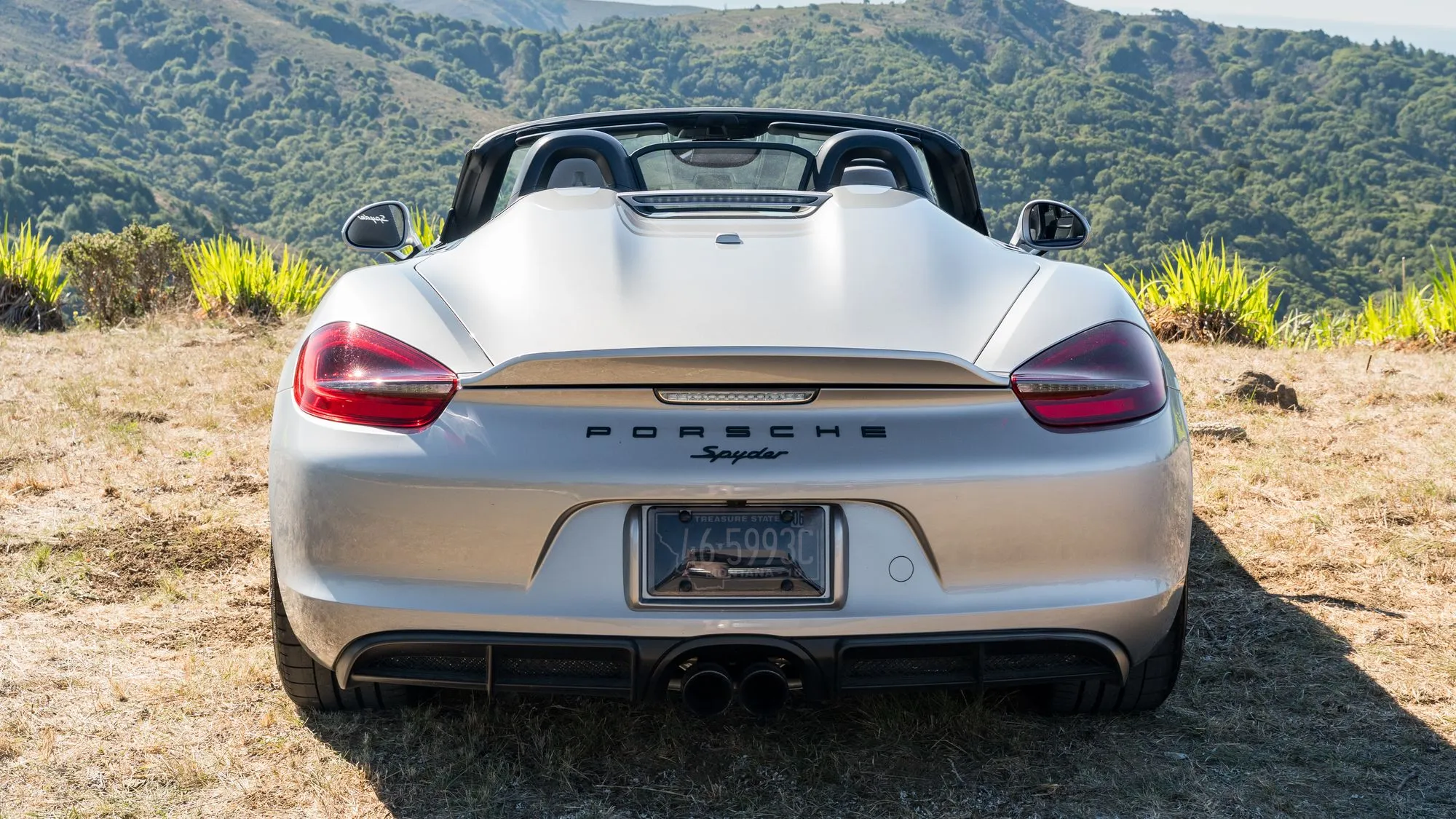 2016 Porsche Boxster Spyder photo 2