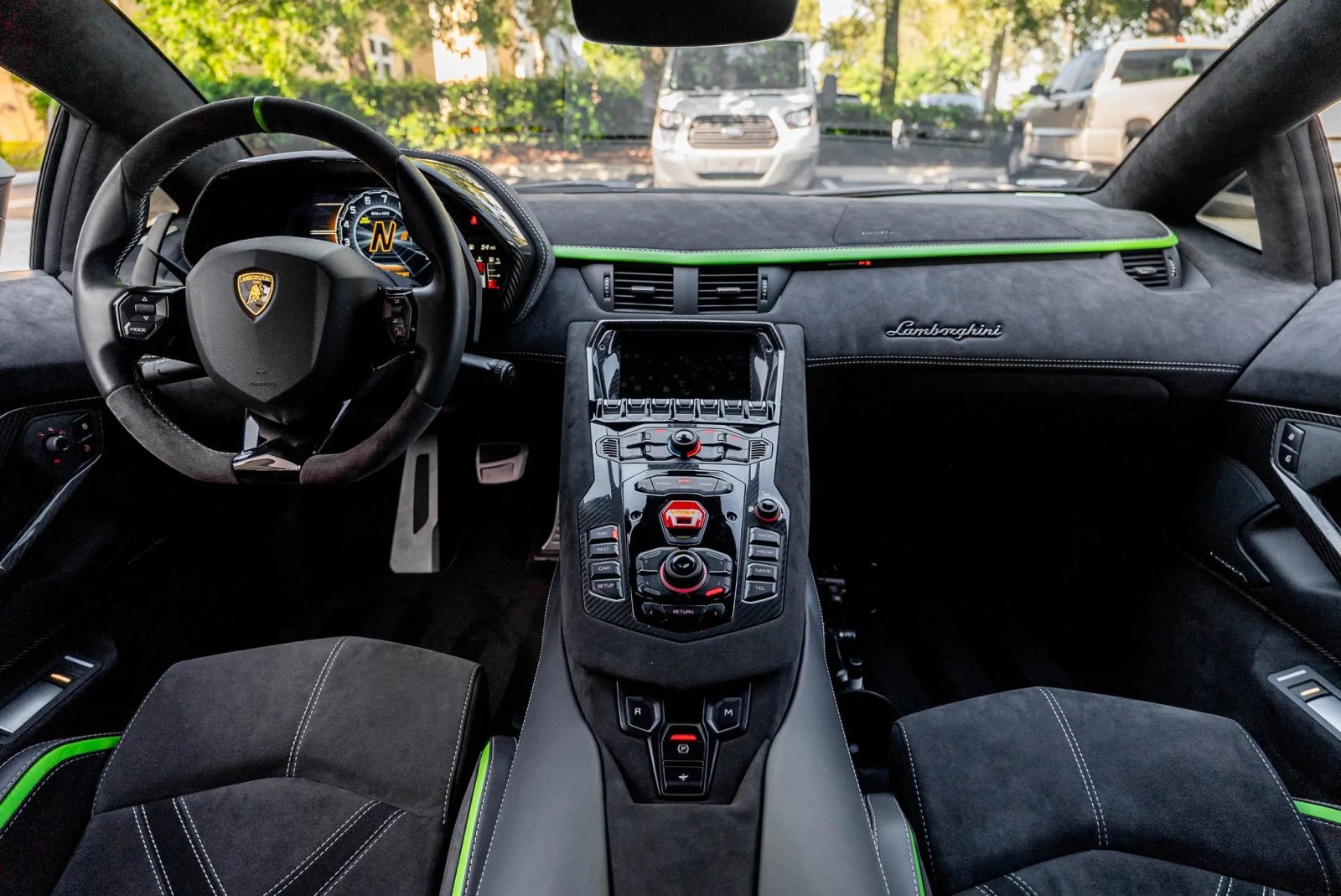 143-Mile 2022 Lamborghini Aventador LP780-4 Ultimae Coupe photo 6