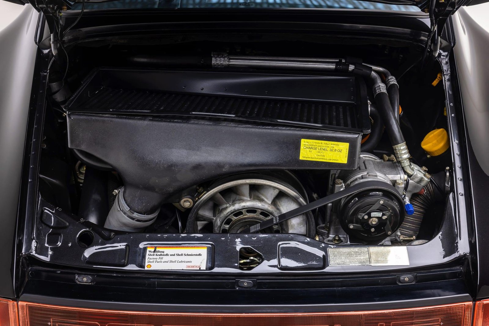 46k-Mile 1991 Porsche 911 Turbo photo 6