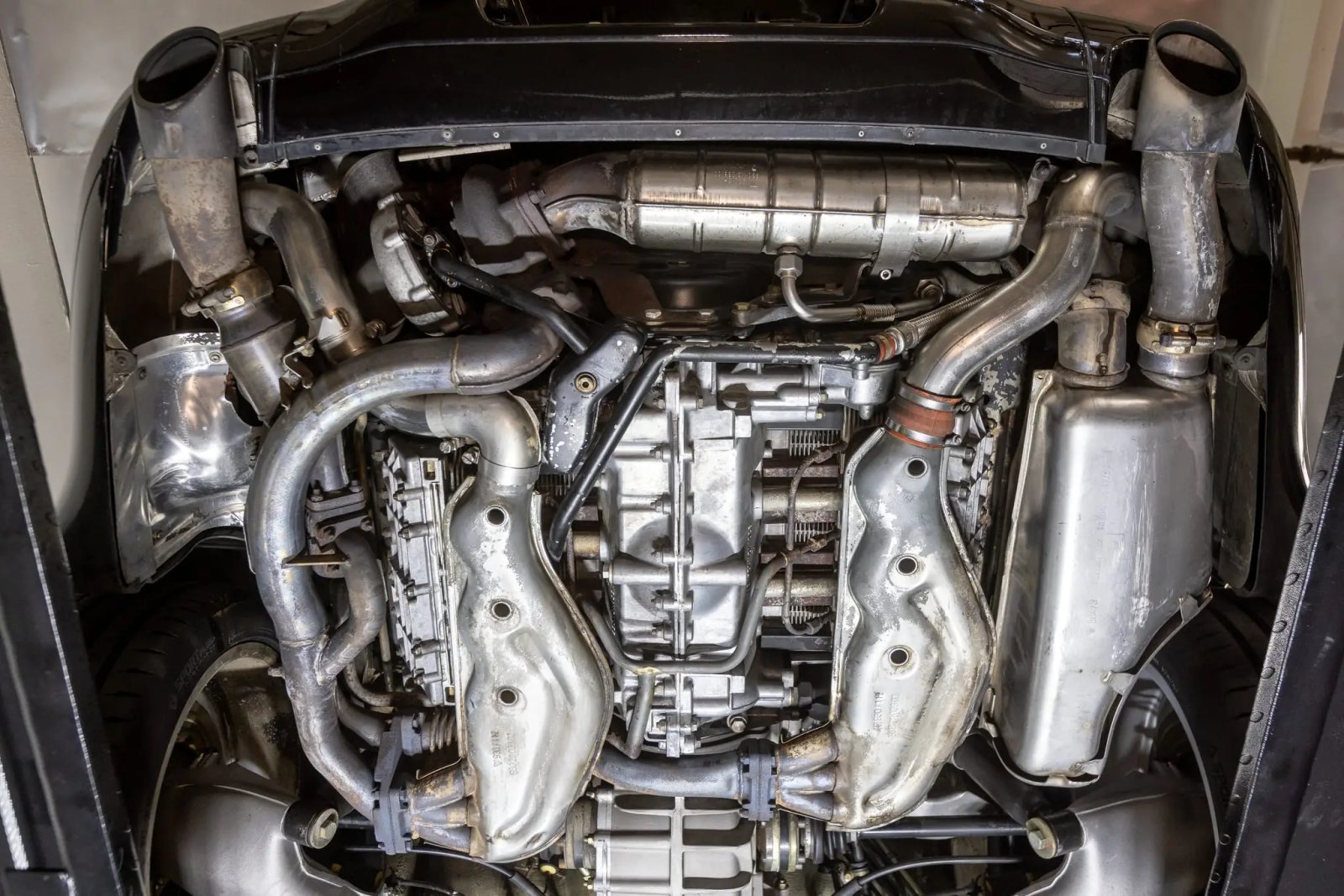 46k-Mile 1991 Porsche 911 Turbo photo 7