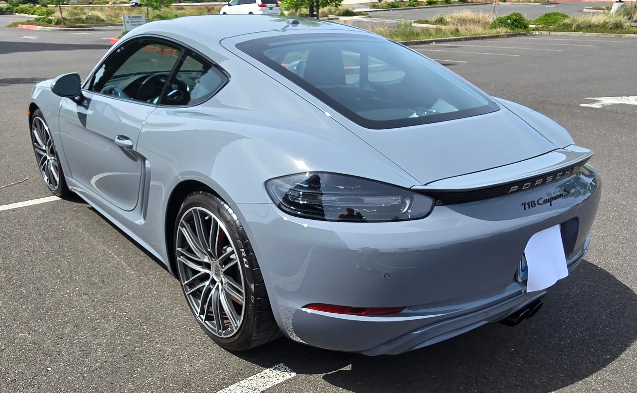 2k-Mile 2024 Porsche 718 Cayman S 6-Speed photo 2