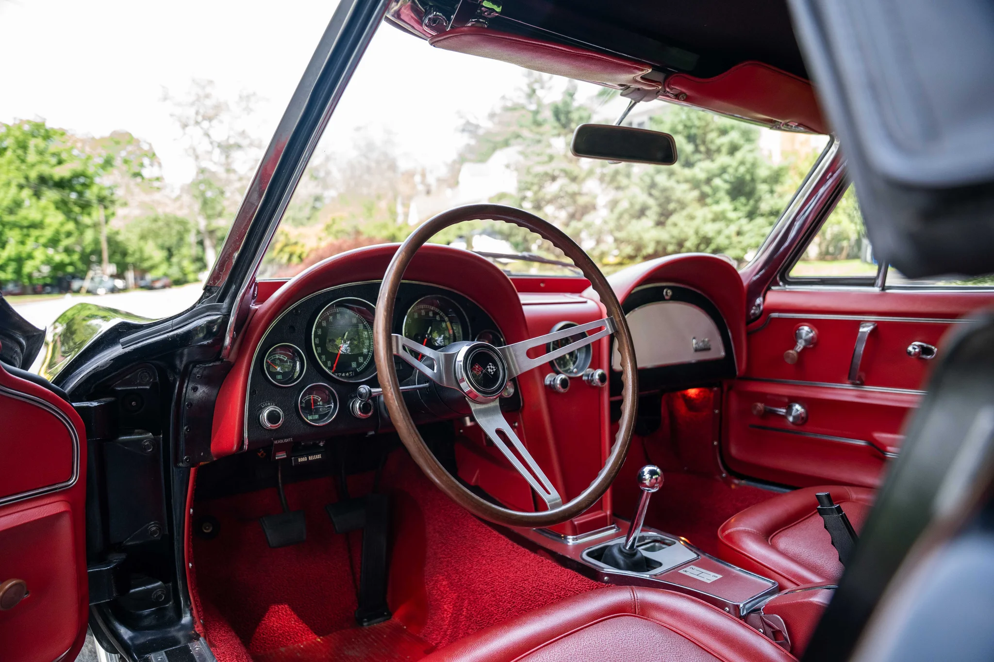 1967 Chevrolet Corvette Sting Ray Convertible 327 3-Speed photo 3