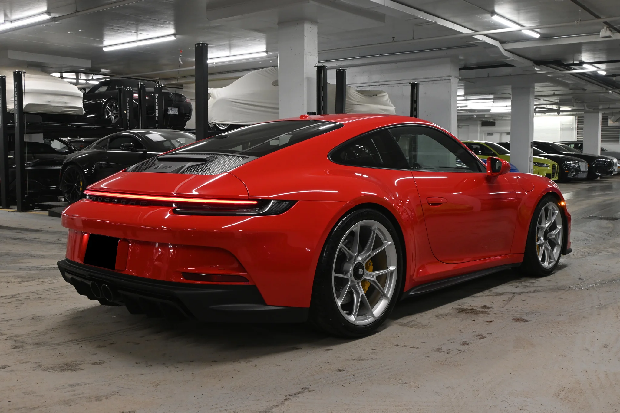 2023 Porsche 992 GT3 Touring 6-Speed photo 2