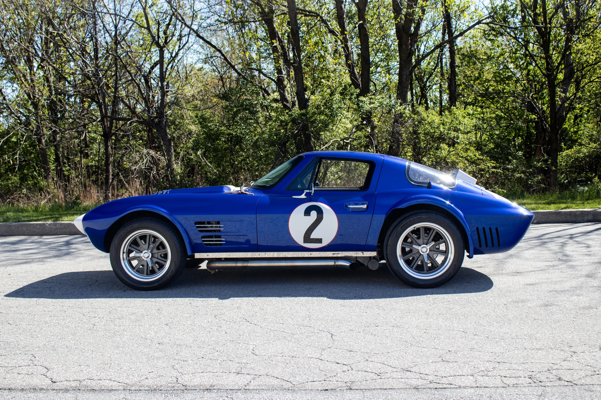 Superformance 1963 Corvette Grand Sport LS9 6-Speed photo 5