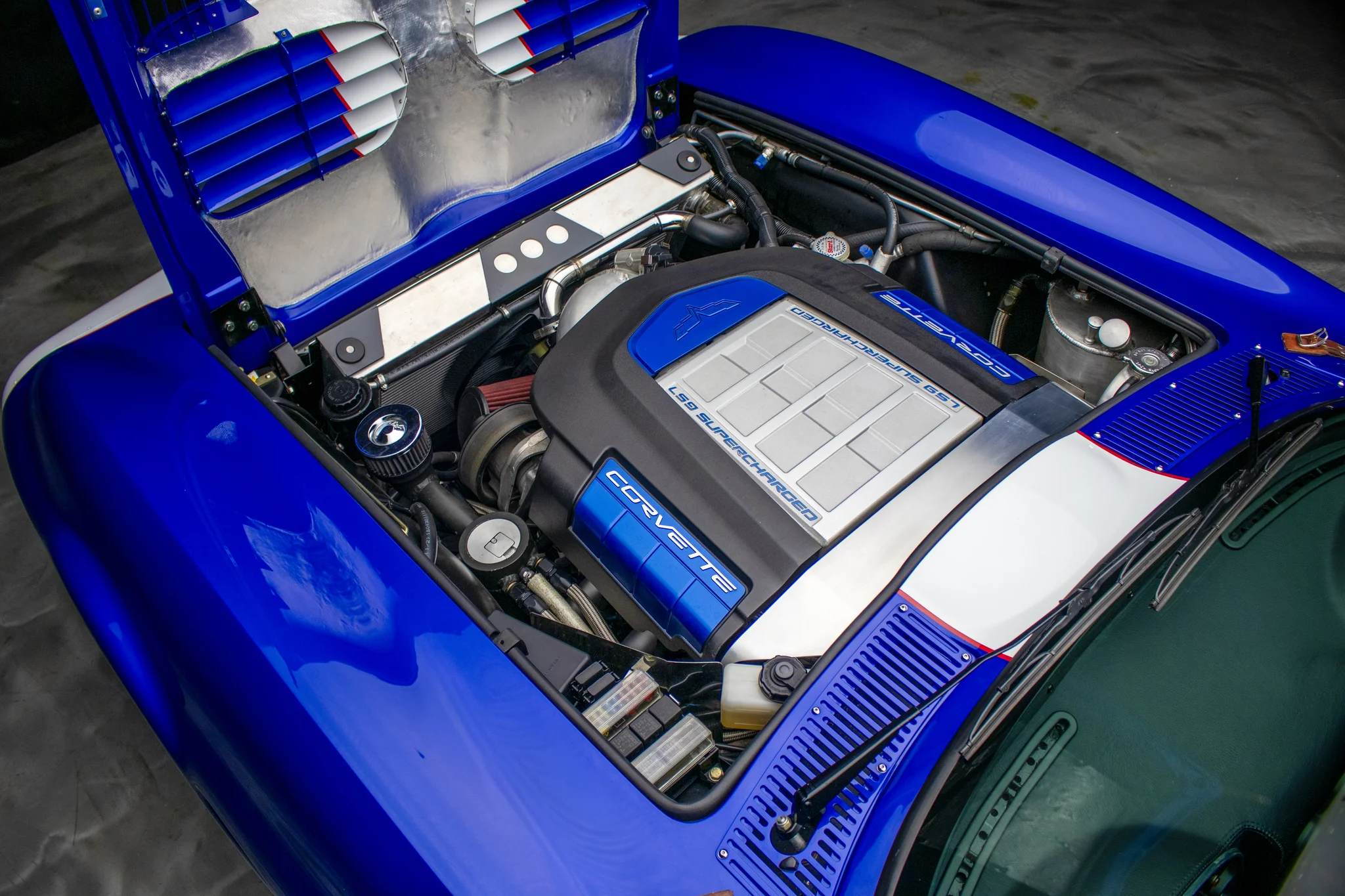 Superformance 1963 Corvette Grand Sport LS9 6-Speed photo 4