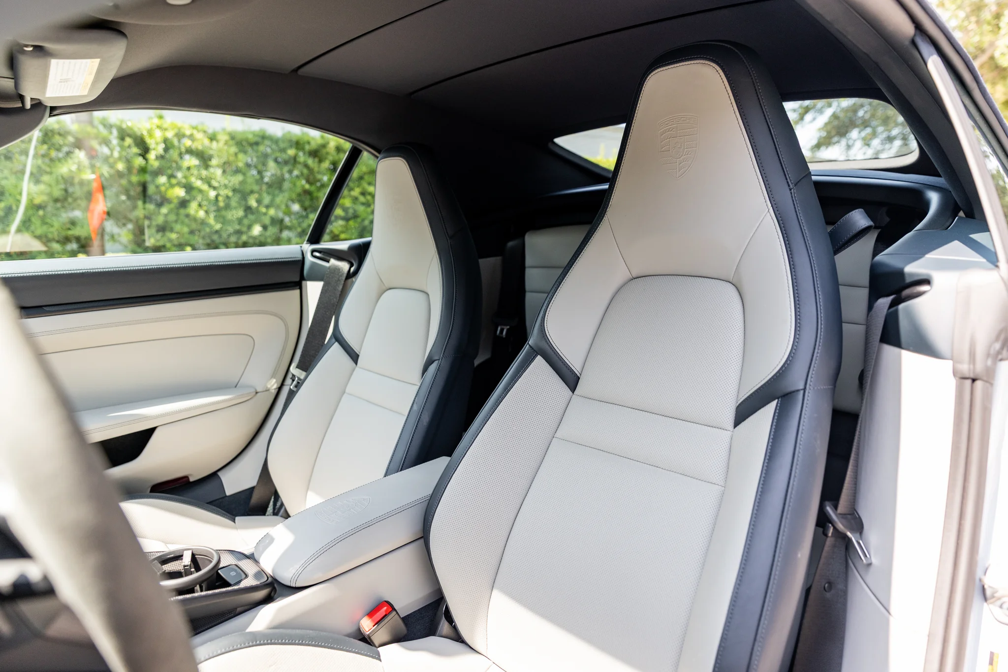 2025 Porsche 992.2 Carrera Cabriolet photo 3