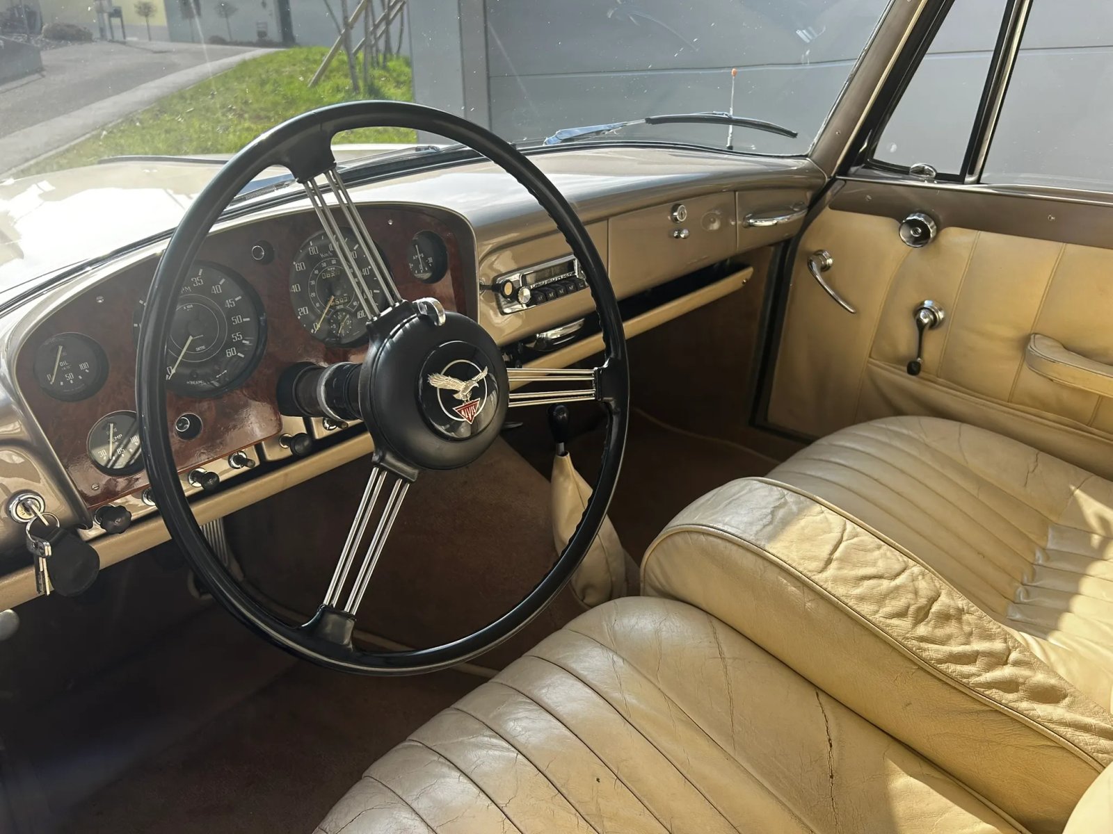 1959 Alvis TD21 Graber Special Fixed-Head Coupe photo 4